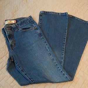 Levis boot cut 525 jeans
